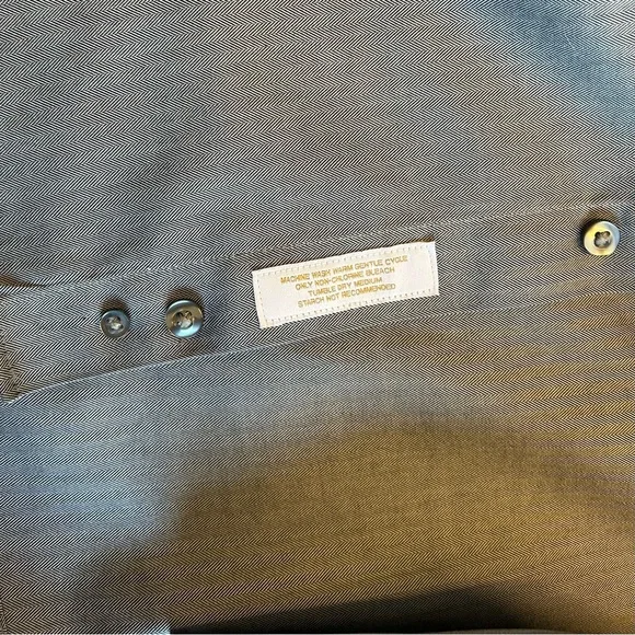 Roundtree & Yorke Men's Dark Gray Long Sleeve Shirt - Picture 8 of 9